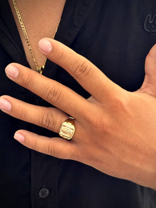 ANILLO SELLO VIRGEN GUADALUPE EN ORO LAMINADO 18K