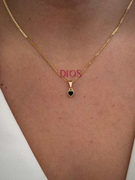 Cadena Aros 1´mm Con Dije Mini Corazón Circón Negro En Oro Laminado 18K