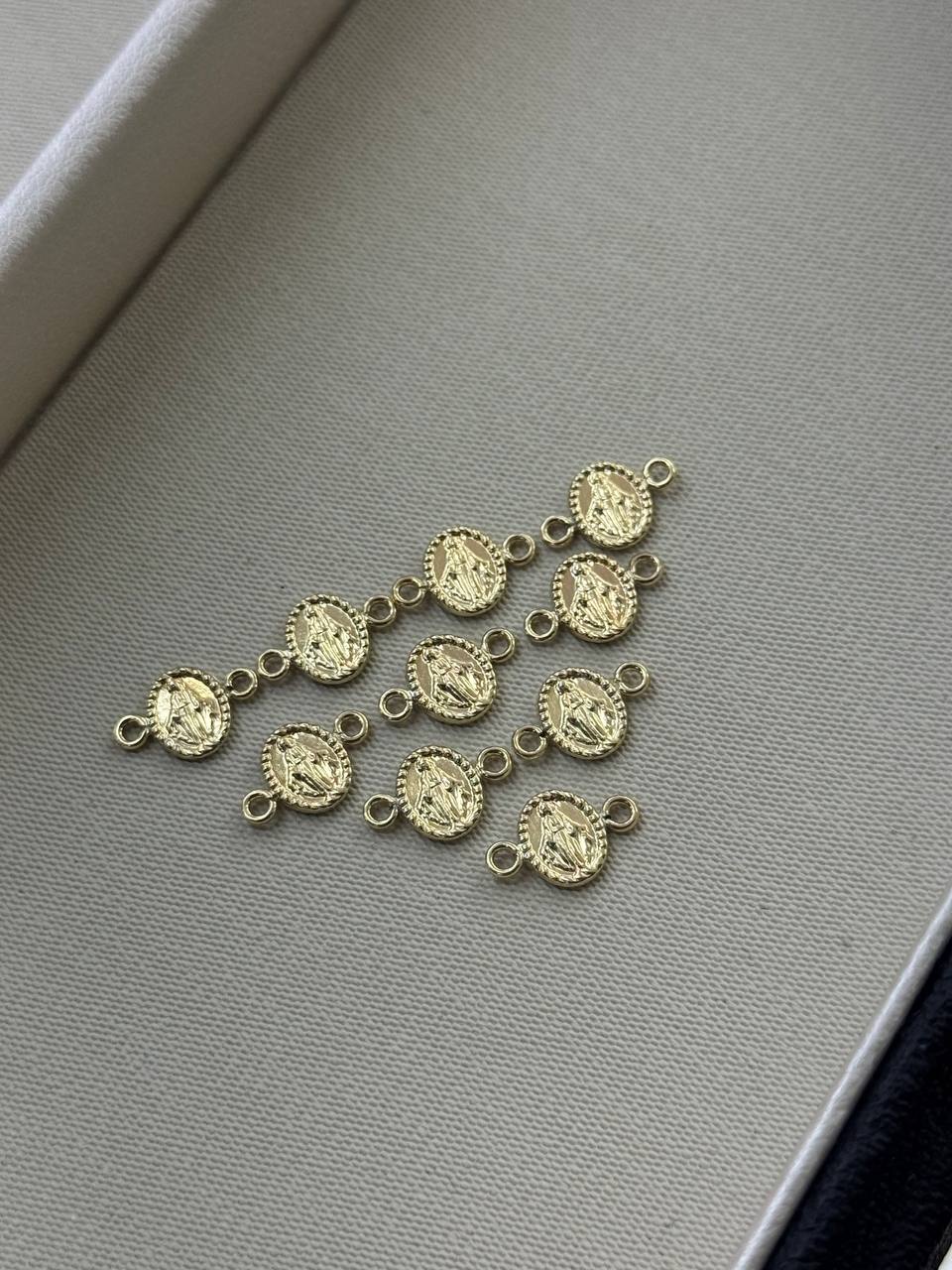 Herraje Mini Virgen Milagrosa En Oro Laminado 18K